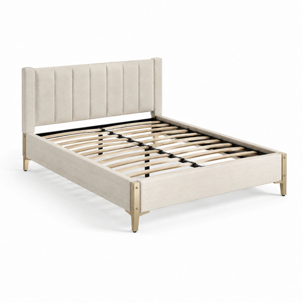Gepolstertes Doppelbett in Beige mit hohem Kopfteil, Holzlattenrost und goldfarbenen Metallbeinen, Liegefläche 160 × 200 cm, Gesamtmaß 214 × 168 × 112 cm